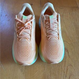 Women's Saucony Ride 18